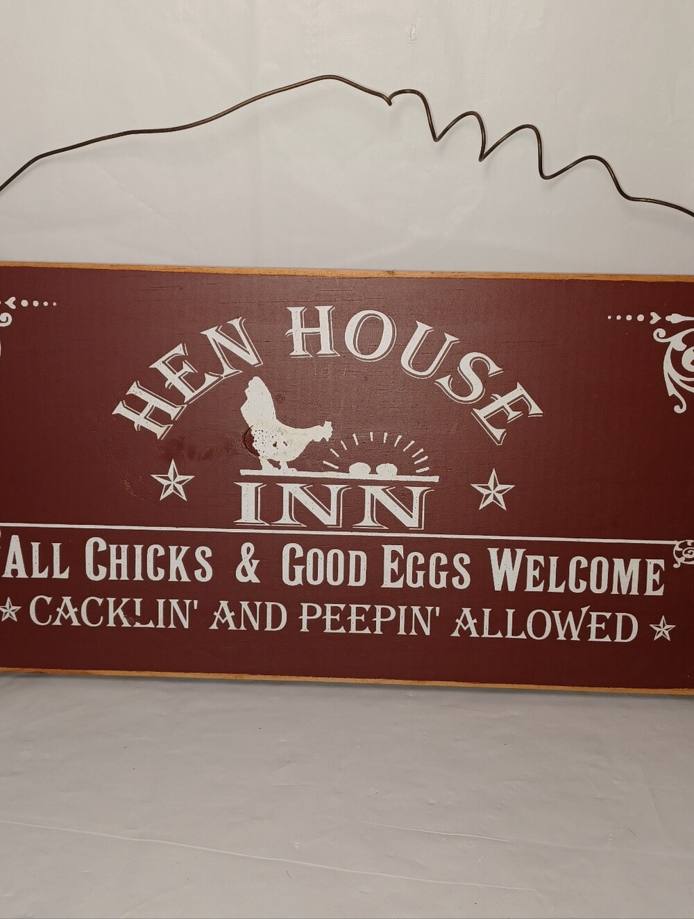 Hen House Inn Rustic Red Wall Sign - Farmhouse Home Accent Country Farmlife